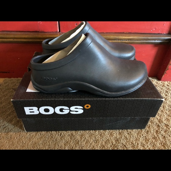 bogs stewart clogs